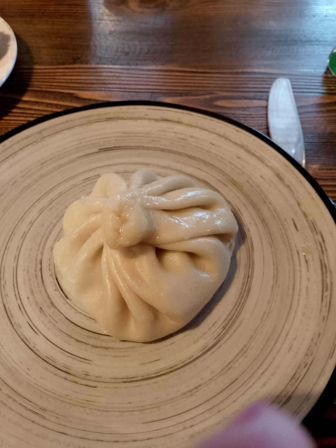 Мы с сыном ездили на экскурсию с гидом Георгием. С первой минуты он расположил к себе