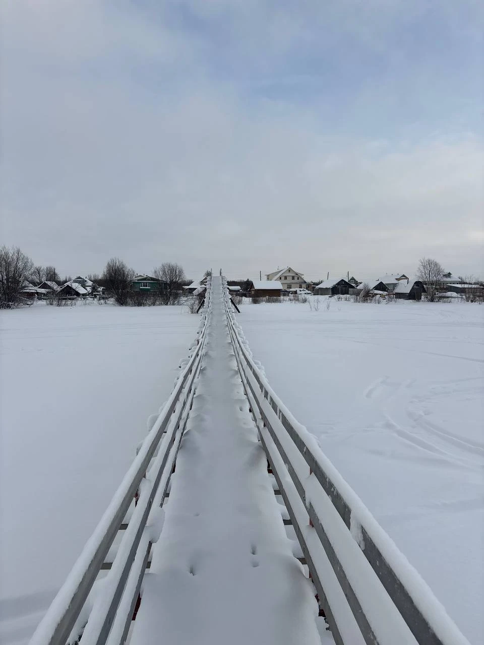 Отличная индивидуальная экскурсия! Всё понравилось. Экскурсовод очень интересно рассказывал, накормил, напоил и комфортно довез. Также дал