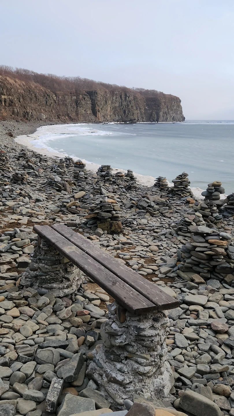 Посетили остров Русский вместе с гидом Кириллом! Сразу обсудили локации, так как в некоторых мы уже