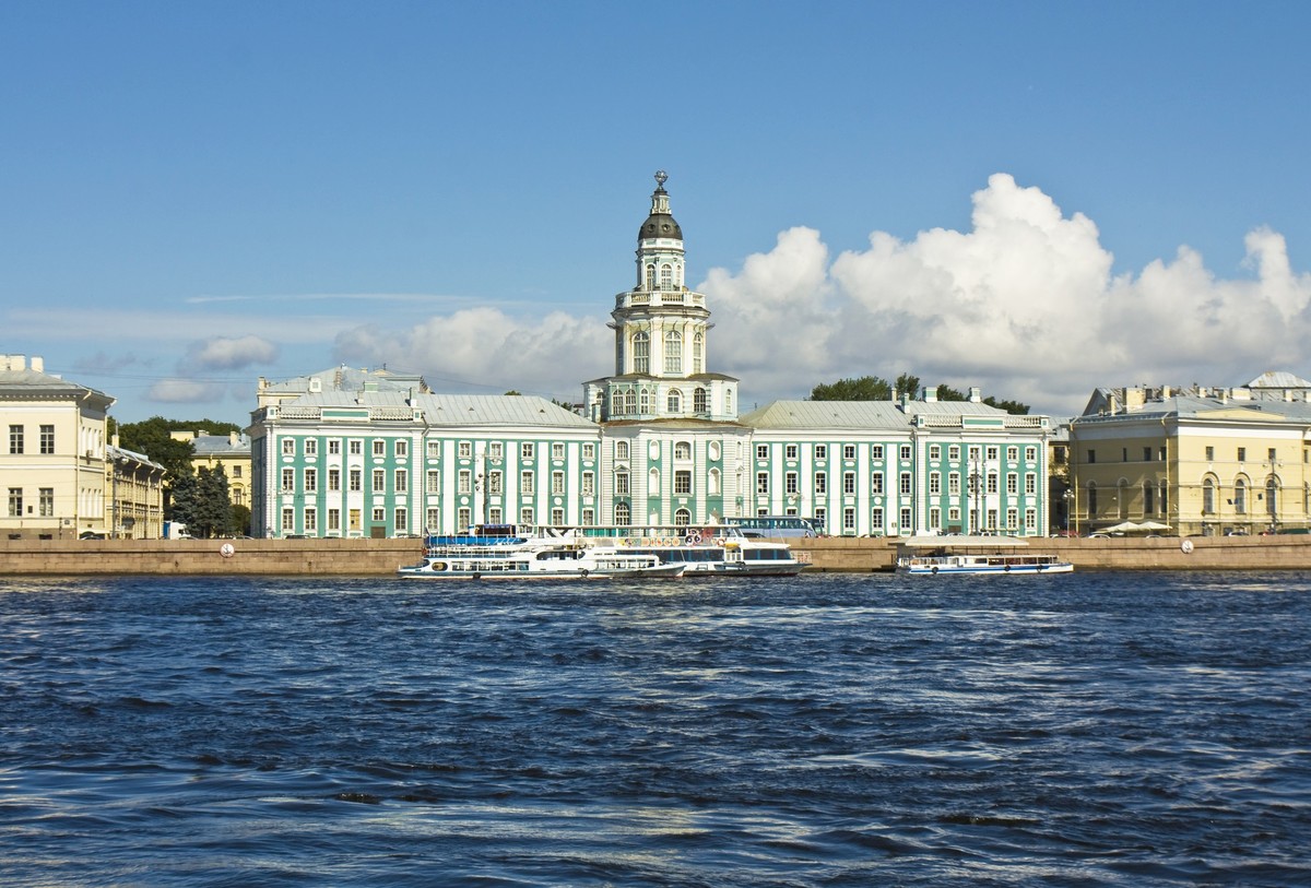Обзорная по Петербургу с посещением Петропавловской крепости и Кунсткамеры