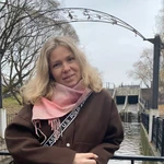 Гид для экскурсии Индивидуально по зимней Парме и местам киносъёмок