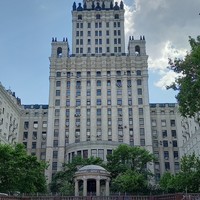 Фото отзыва 3: экскурсия "Секреты сталинских высоток: автобусная экскурсия"