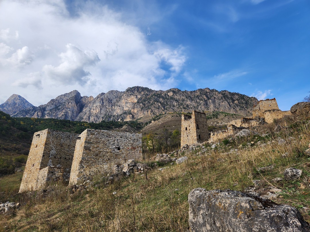 Данную экскурсию я посетила 19.10.2025. С 18 числа я согласилась на перенос поездки по просьбе организвтора