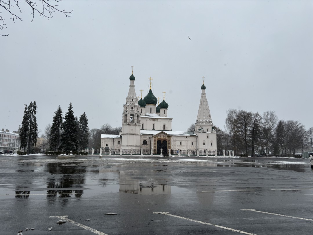Анастасия - отличный гид и знаток города! Мы были на экскурсии с детьми, которые неохотно соглашаются
