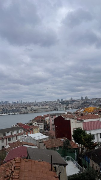 Были на экскурсии с Ангелиной. Очень понравилось и не зря выбрали не самый популярный туристический маршрут