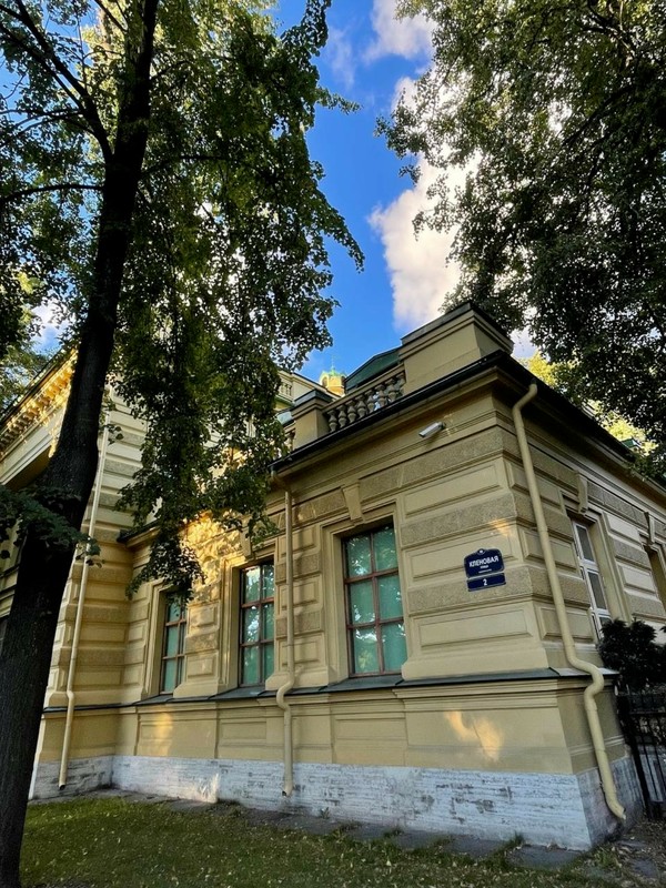 Фото к экскурсии Мобильный квест в Петербурге «Город засыпает, просыпается итальянская мафия»