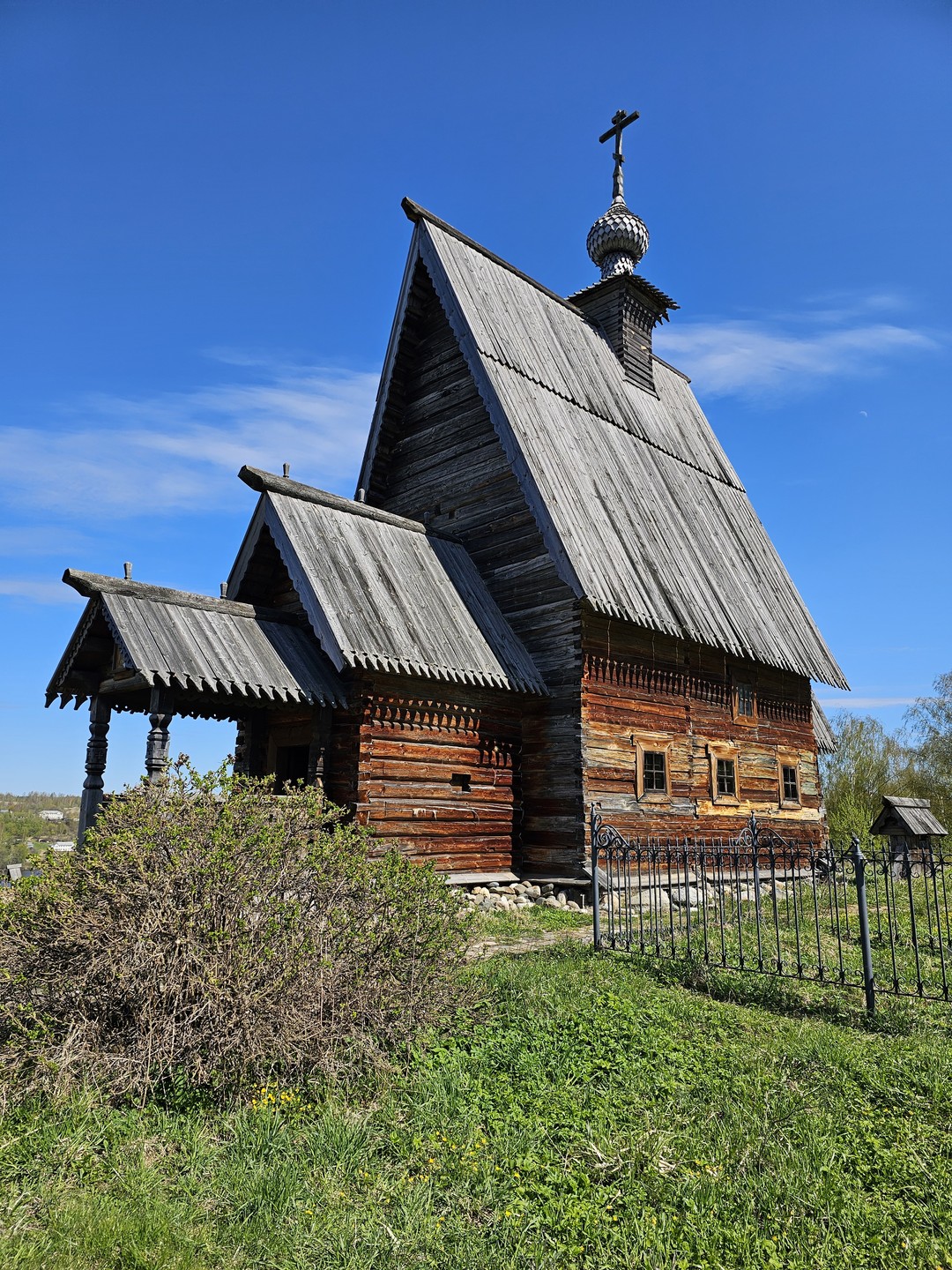 Отличная экскурсия! С удивительным Плёсом нас познакомила экскурсовод Анна. Ещё до приезда в город Анна порекомендовала