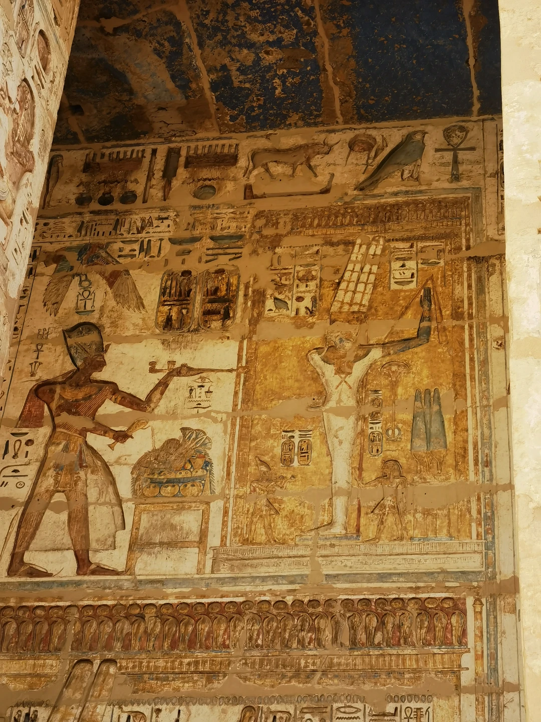 Это была замечательная экскурсия. Гид Мамдух и водитель Амр профессионалы своего дела. Мамдух рассказывал очень интересно