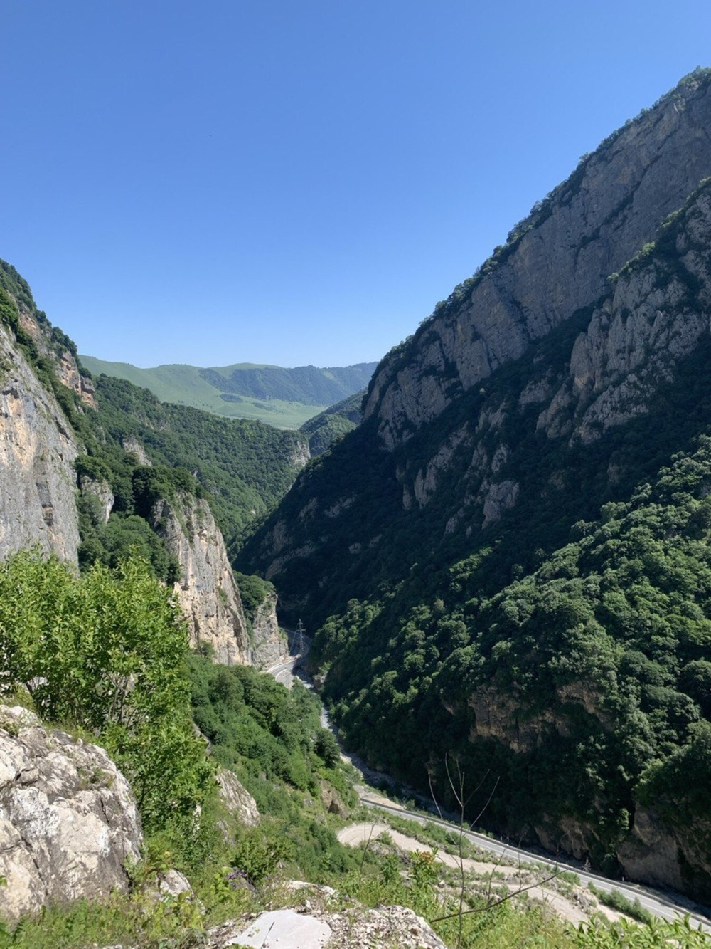 Легенды Осетии — едем в Кармадонское ущелье и Даргавс (6/15)