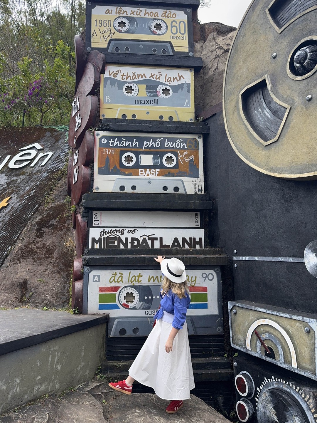 Замечательный гид Вячеслав! Отличная организация путешествия!