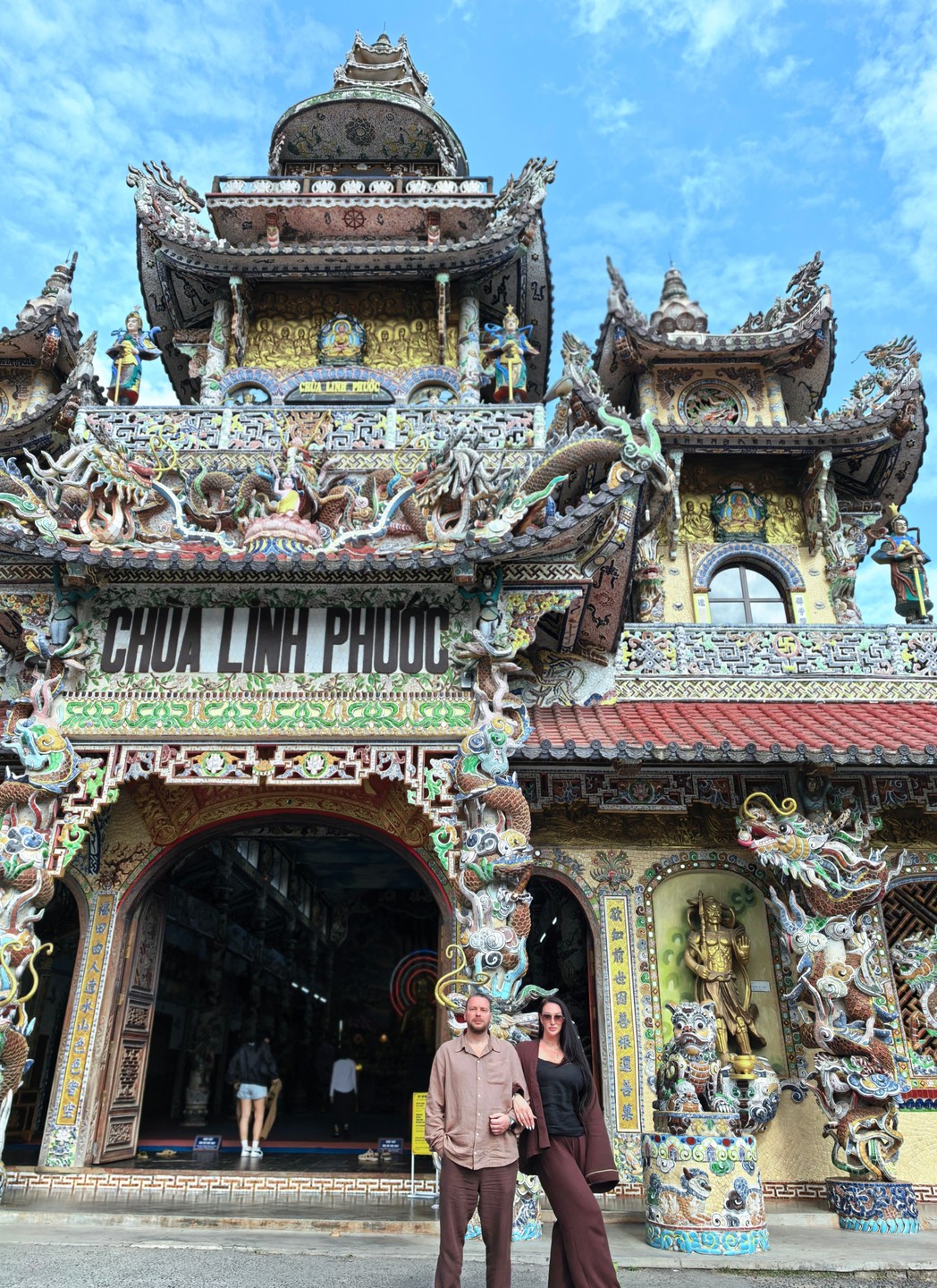 День бомбита! Далат шикарный, нам одного дня хватило, увидели все, что нам было надо. Машина отличная