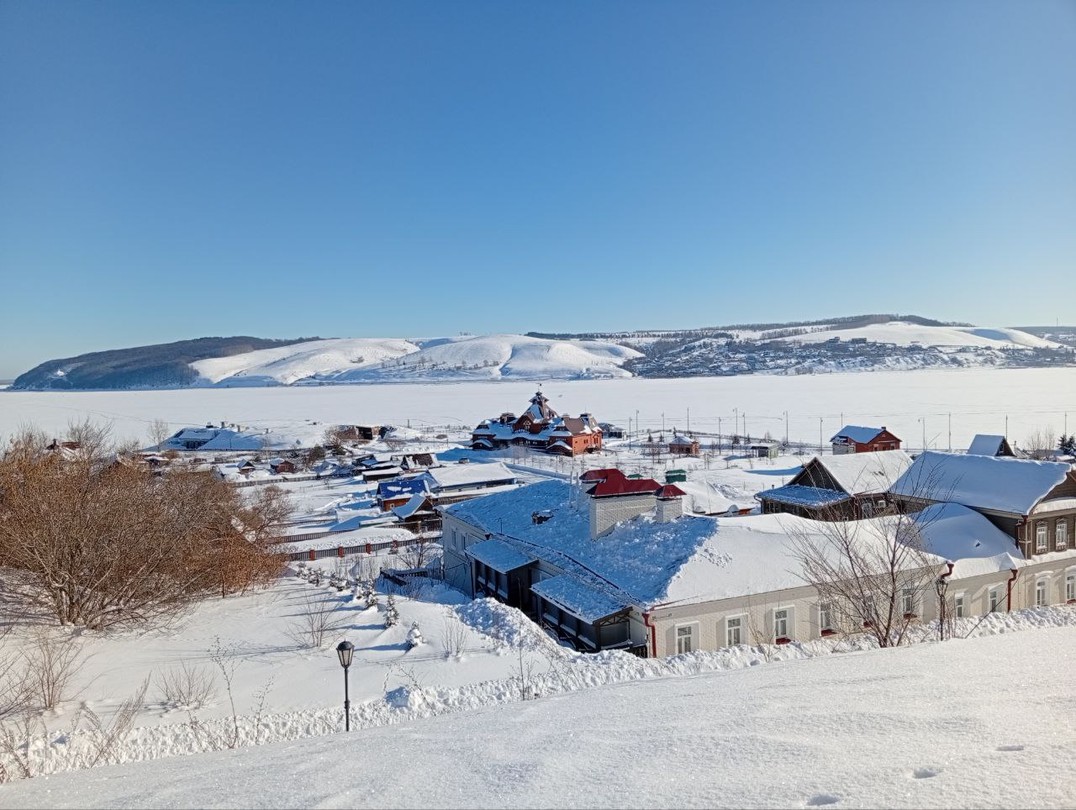 Были семьей на экскурсии в начале февраля. Очень повезло с погодой, солнечно и морозно. Свияжск прекрасен!