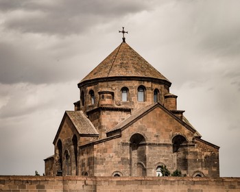 Церковь Святой Рипсимэ, Эчмиадзинский монастырь и мастер-класс