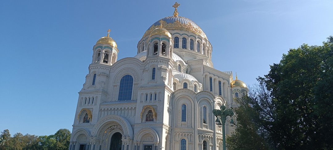 Из Санкт-Петербурга в Петергоф и Кронштадт: 2 города за 1 день (Сергей)