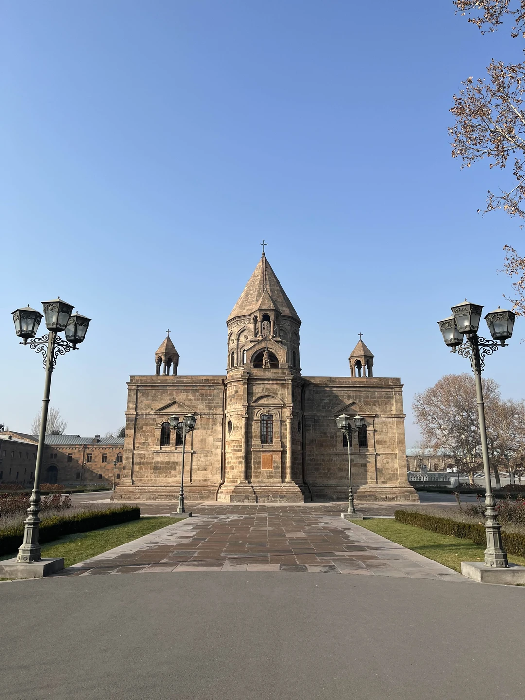 Тур прошел замечательно! Все понравилось! От организационных моментов, до содержательных и очень интересных экскурсий