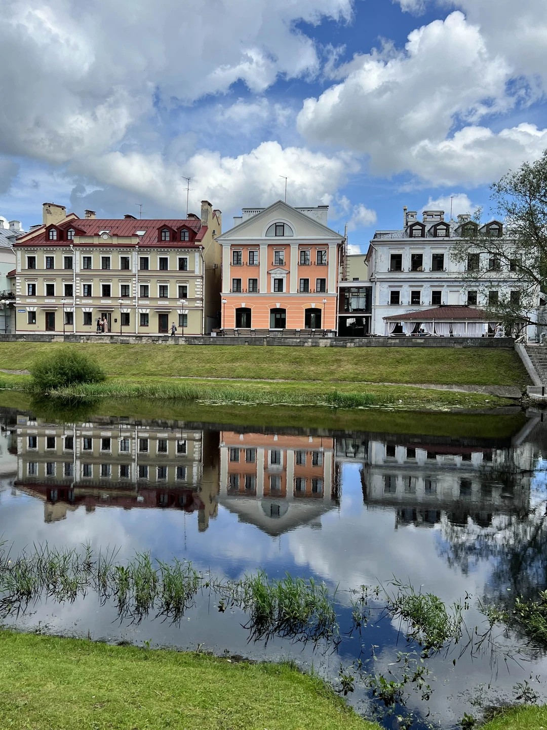 Обзорная пешеходная экскурсия по Кремлю и центру Пскова (Анна)