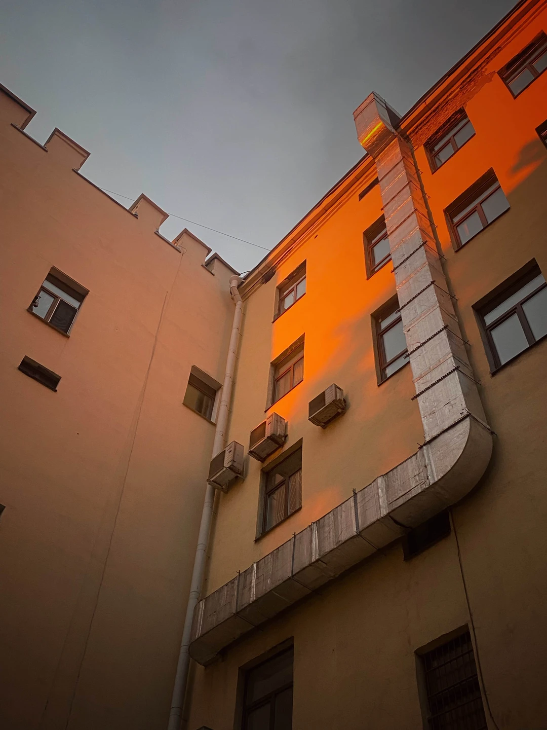 В целом все понравилось, было интересно слушать, много открыли для себя новых фактов. Рекомендую брать экскурсию