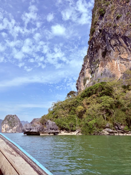 Прогулка на сапах по островам и пещерам провинции Пханг Нга (Павел)