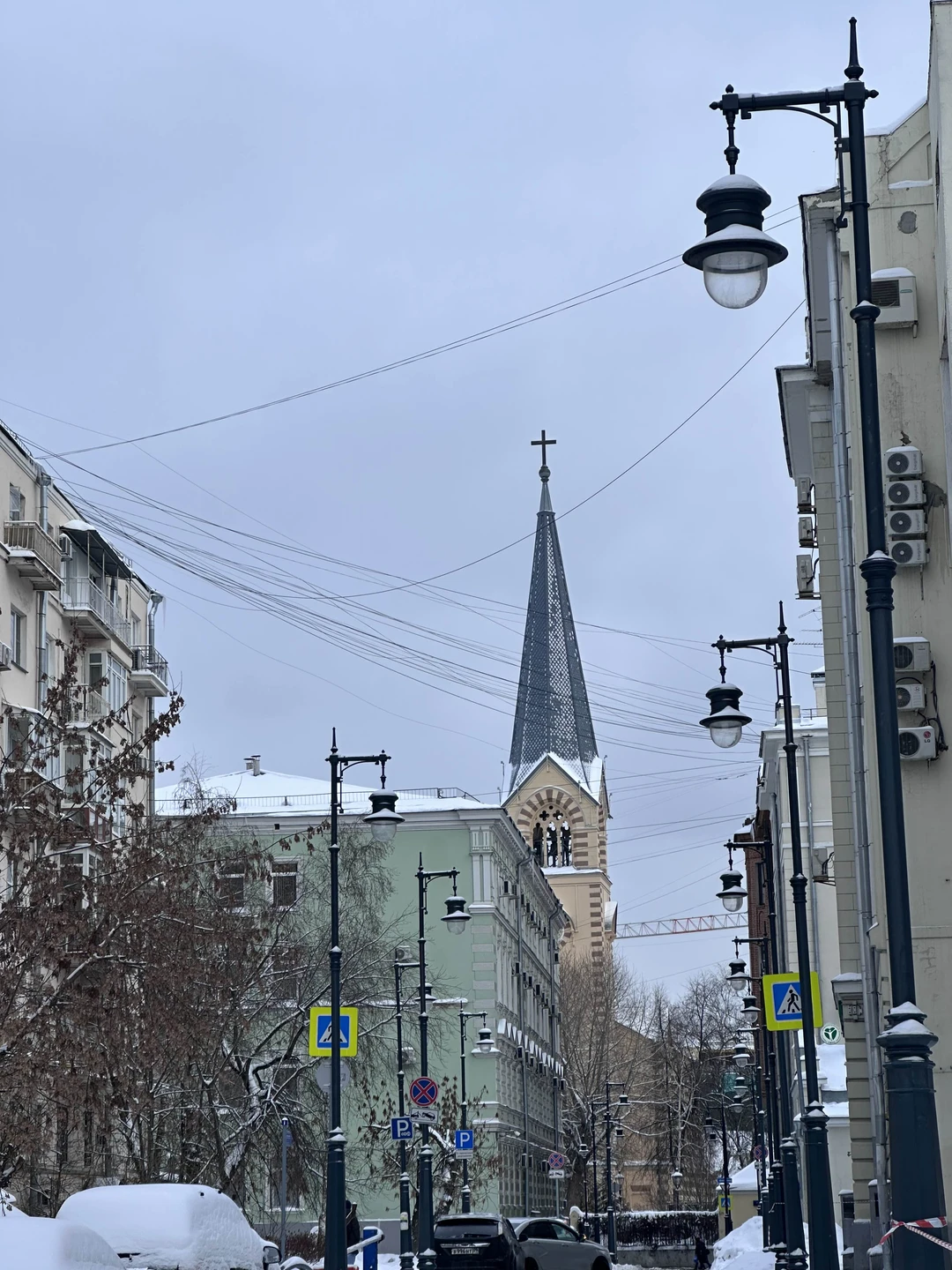 Часто хожу на экскурсии и по Китай-городу с гидом уже третий раз, самое удивительное в экскурсии