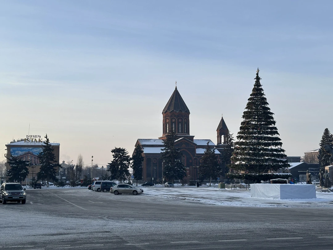 Кто сказал, что влюбиться в Армению можно только летом? Мы с друзьями были зимой с 4