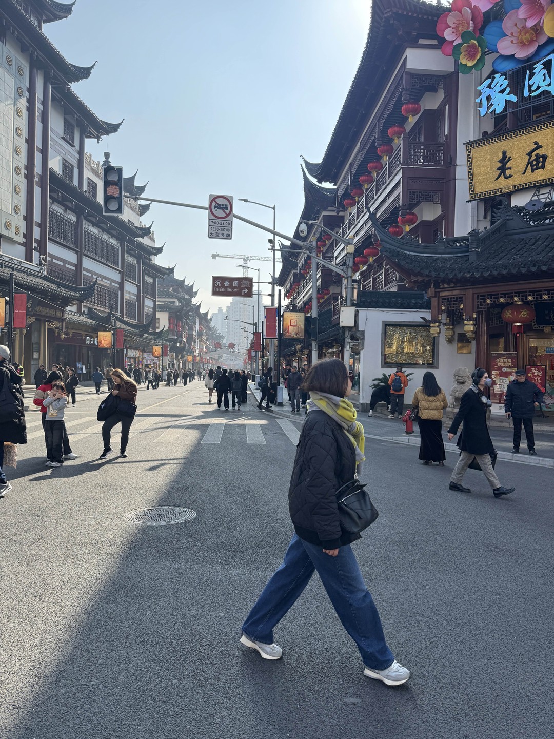 Сердце Шанхая: от древних символов к небоскрёбам будущего (Мария)