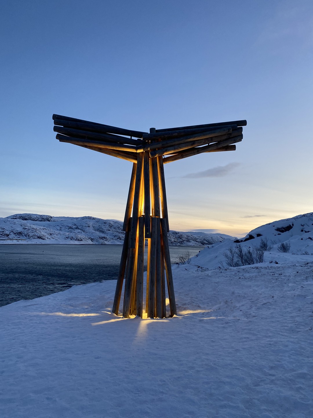 С Алексеем получился эксклюзив! Если большинство ходили группами по стандартным маршрутам, то мне посчастливилось увидеть дикую