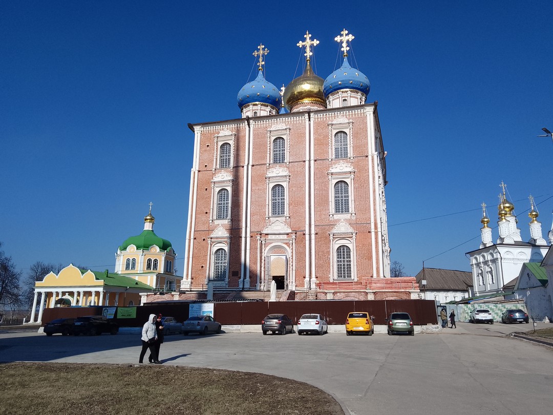 Очень познавательная экскурсия, Алексей подробно рассказал о Рязанском кремле, о раскопках, которые проходили на его территории,