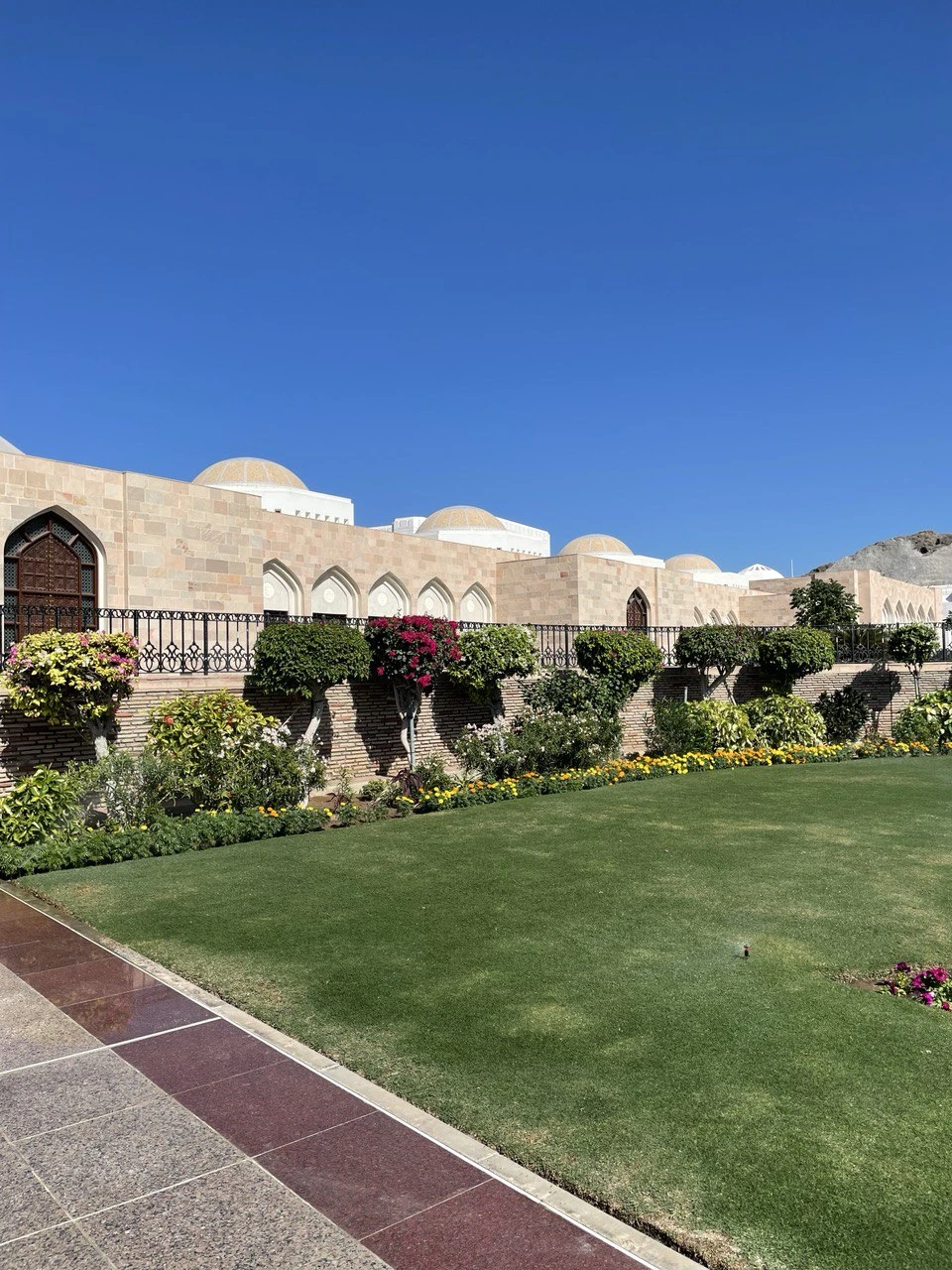 Отличная экскурсия, Алиса создала приятную и легкую атмосферу, благодаря чему время прошло насыщенно и незаметно. Посетили