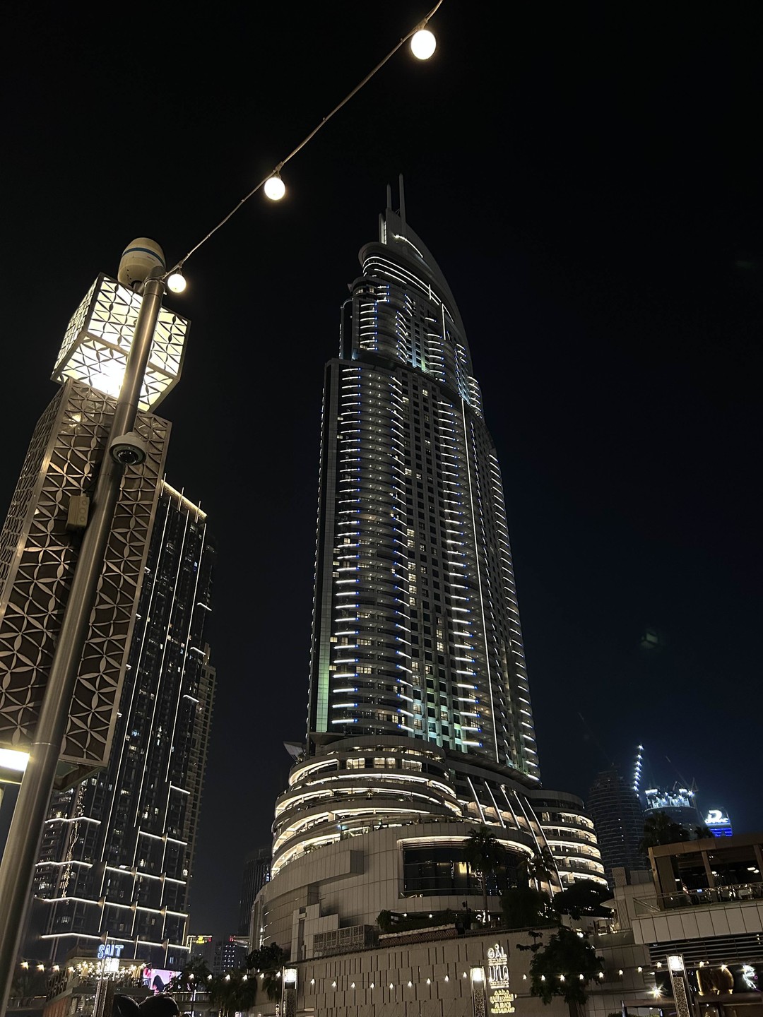 Спасибо Шахзоду за то, что он добросовестно выполнил все обязательства! Забрал и вернул в Рас-аль-Хайм, катал