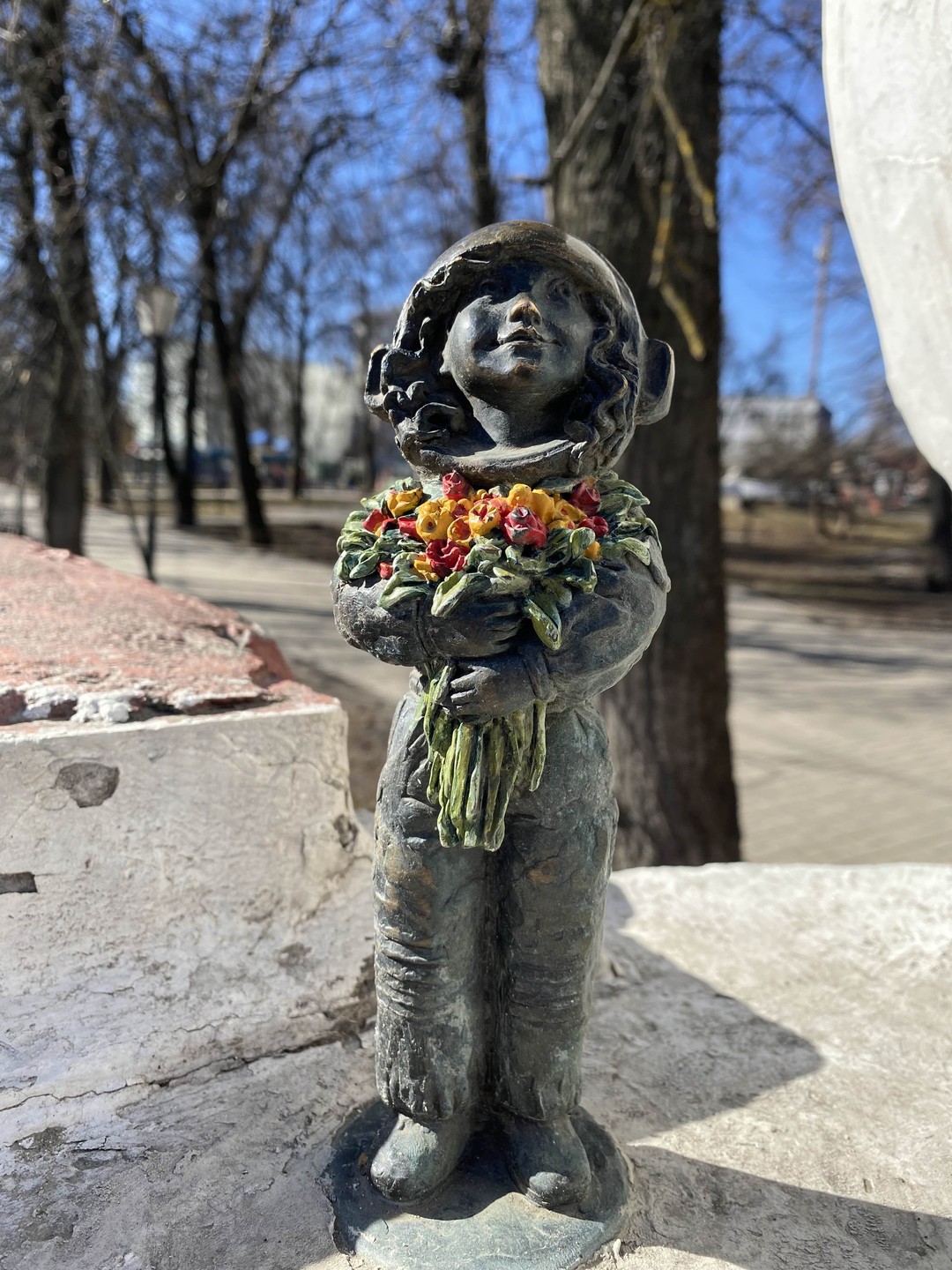 Юлия очень приятная девушка, очень интересно провела экскурсию для нас. Очень внимательна была и давала нам