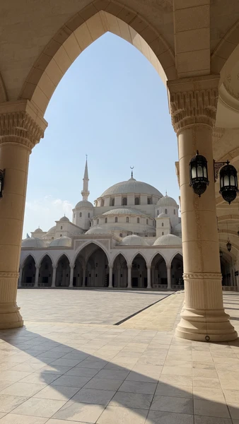 экскурсия понравилась, очень много было рассказано. посетили красивую мечеть (если нет с собой абаи - не