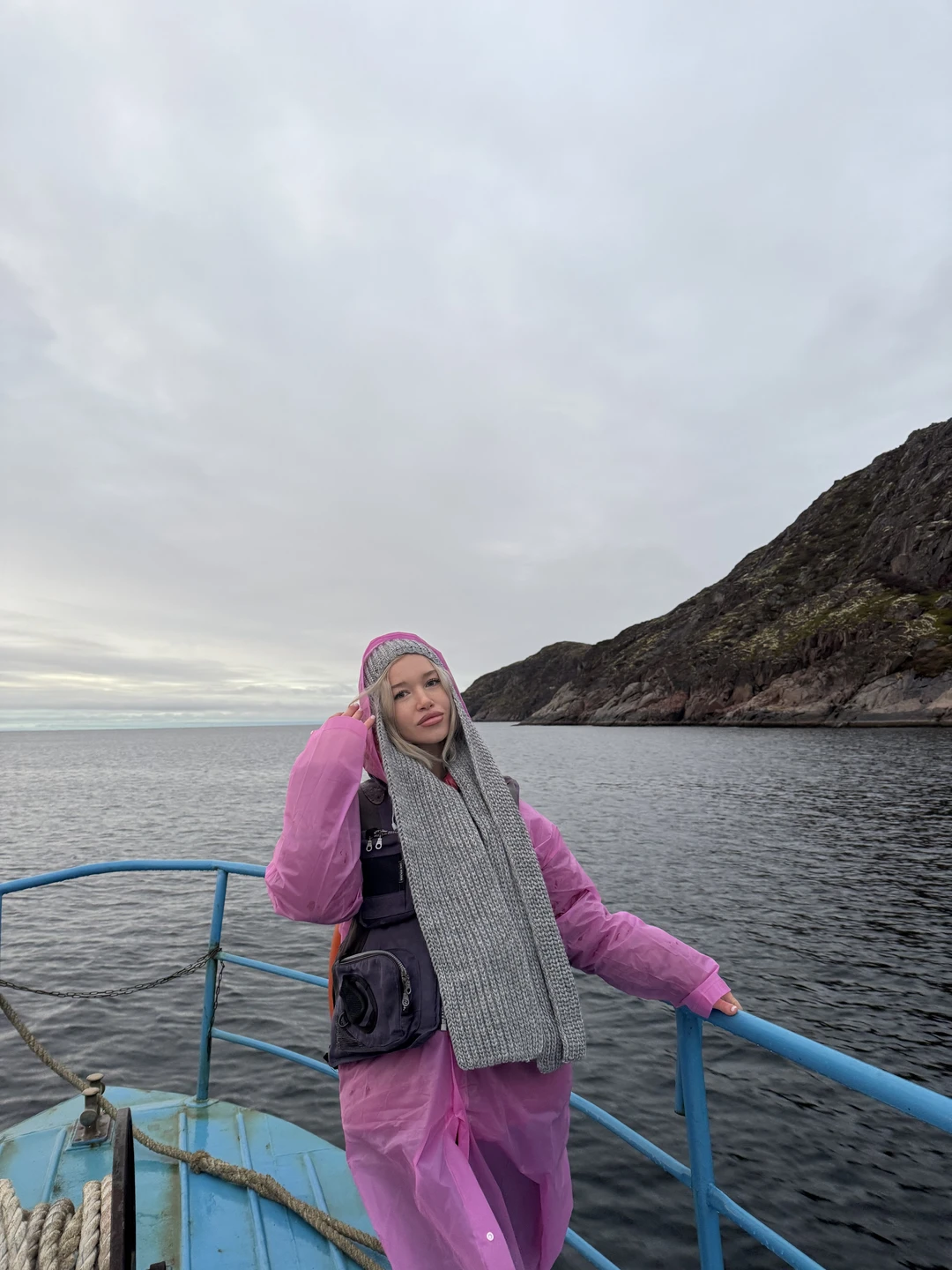 Очень круто! Советую всем посетить данную экскурсию, эмоции не передать, такая красота! Фоток делали мы мало