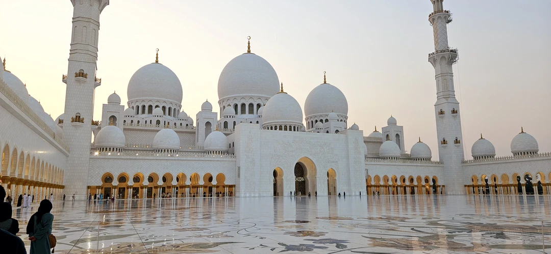 Смело могу всем рекомендовать данную экскурсию, замечательного организатора Фаруха и прекрасного гида-водителя Азика. Всё было организованно