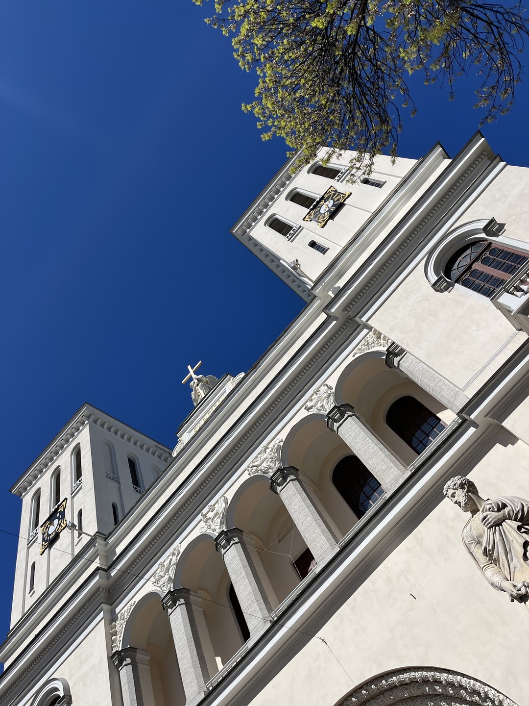 Очень глубокий и вдумчивый рассказ! Рекомендую тем, кто хоть сколько нибудь интересуется темой.