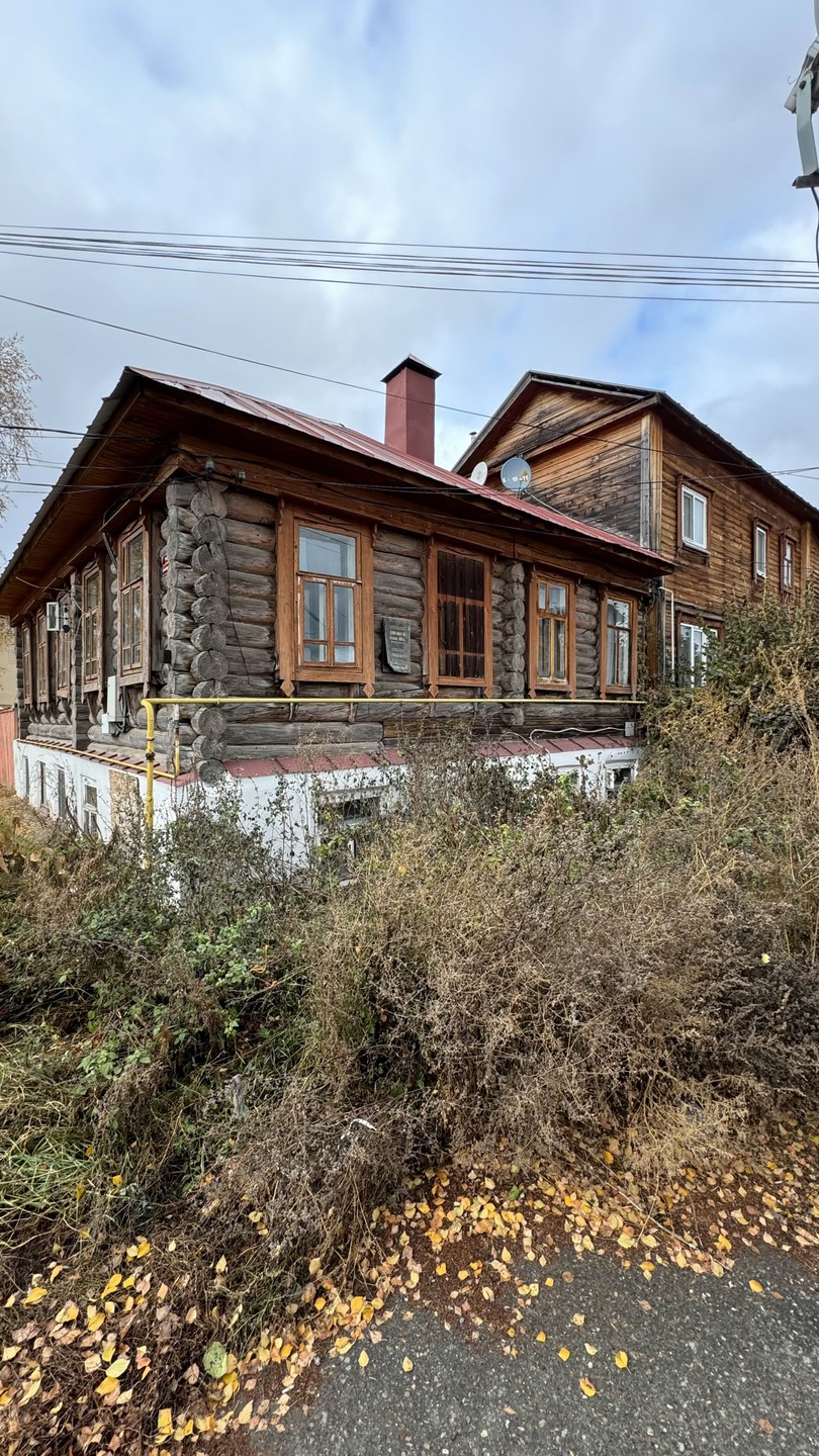 Ездили с Сергеем в Елабугу, 25 октября 2024г. Как ни странно, есть такой маршрут Ижевск-Елабуга-Ижевск. Экскурсия