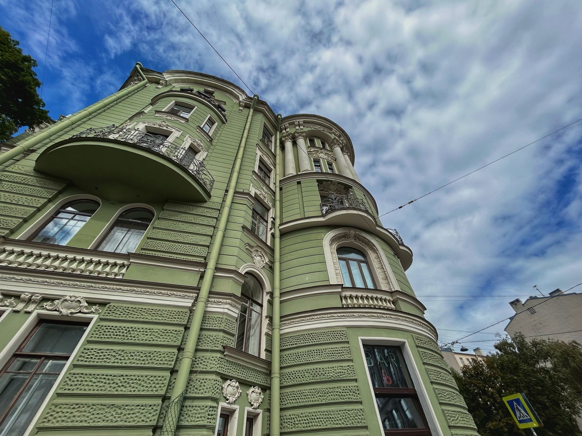 Фото Феноменология, поэтика и риторика архитектуры Петроградской стороны