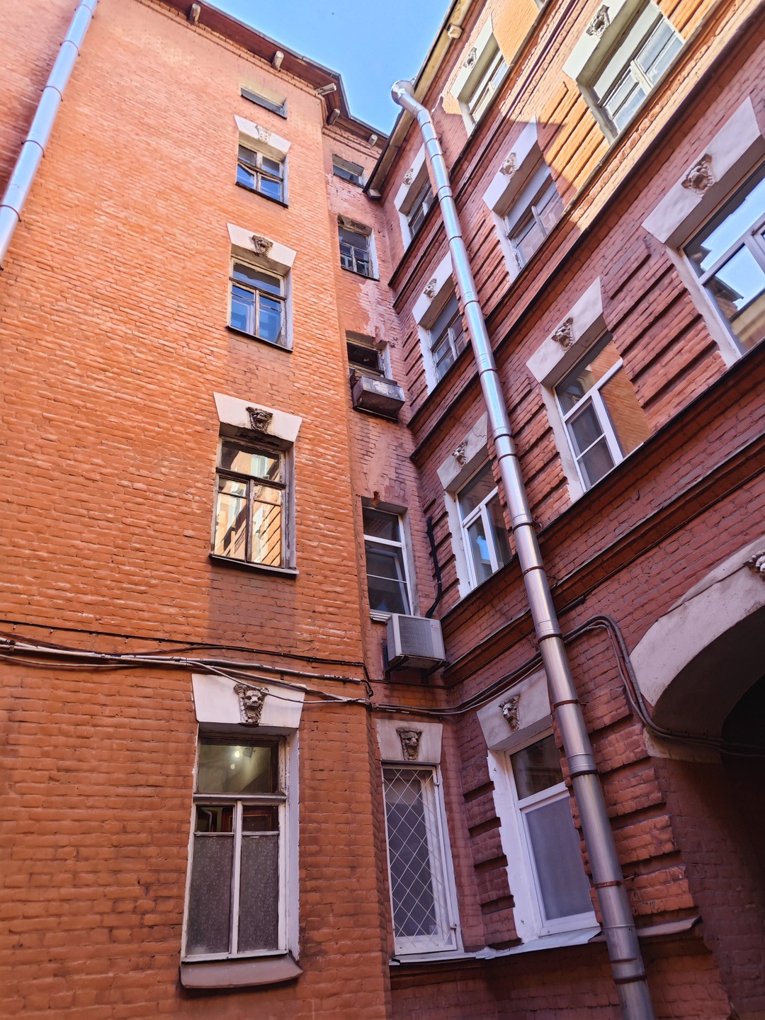 Тайны непарадного Петербурга (Александра)