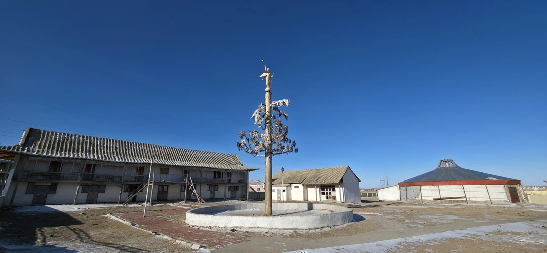 Монголия… Вот мы и вернулись из нашего небольшого зимнего путешествия по "стране вечно синего неба". Один