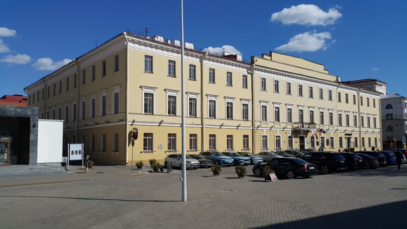 Город как птица феникс: автопешеходная экскурсия по Минску
