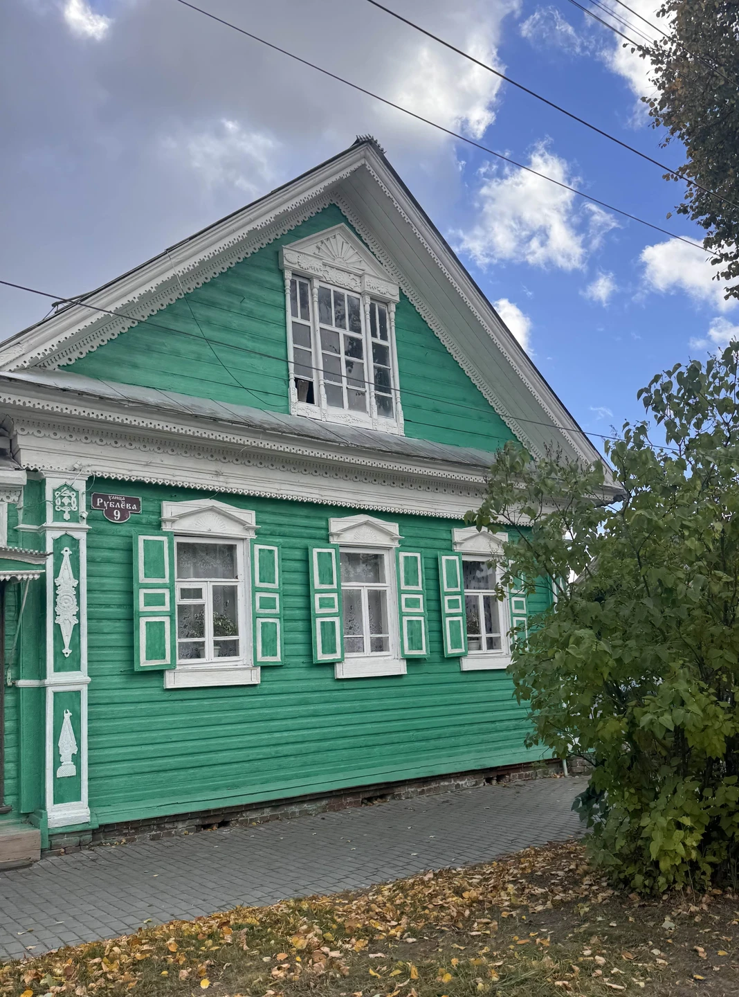 Экскурсия понравилась, организация поездки на высоком уровне, комфортная. Гид рассказывает интересно. Ритм также комфортный, успеваешь сделать