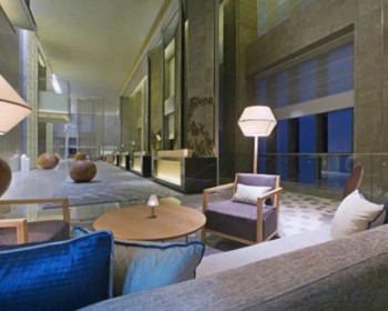 Фото отзыва 1: авторский тур "Мини-группой по Южному Китаю: мегаполисы и уезды, холмы Яншо, горы Аватара и панды"