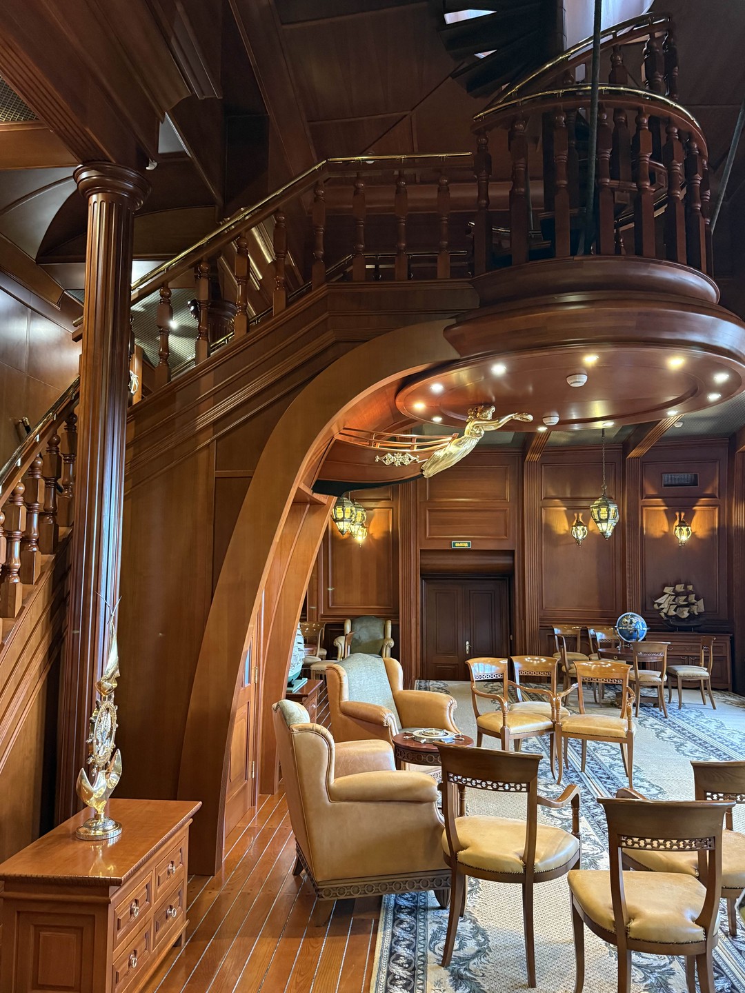 Константиновский дворец в Стрельне (из Петербурга) (Елена)