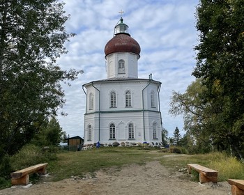 Гора Секирная, Свято-Вознесенский скит и Ботанический сад