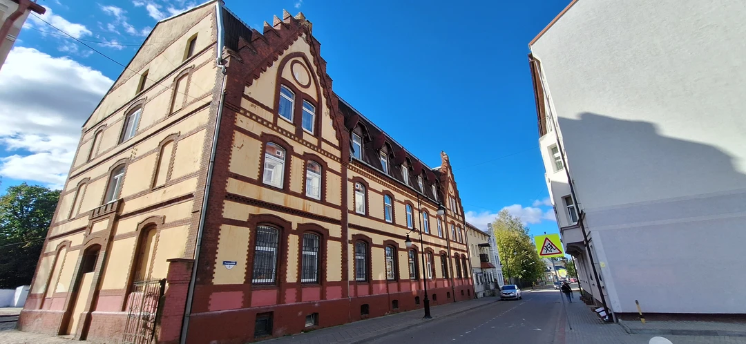 Экскурсию проводил Гид Максим. Мы даже не подозревали сколько интересного и какая богатая история может быть