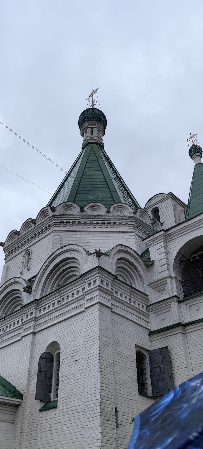 Большая благодарность Ирине за экскурсию! С удовольствием посмотрели Кремль и окрестности, узнали много интересных фактов, которых