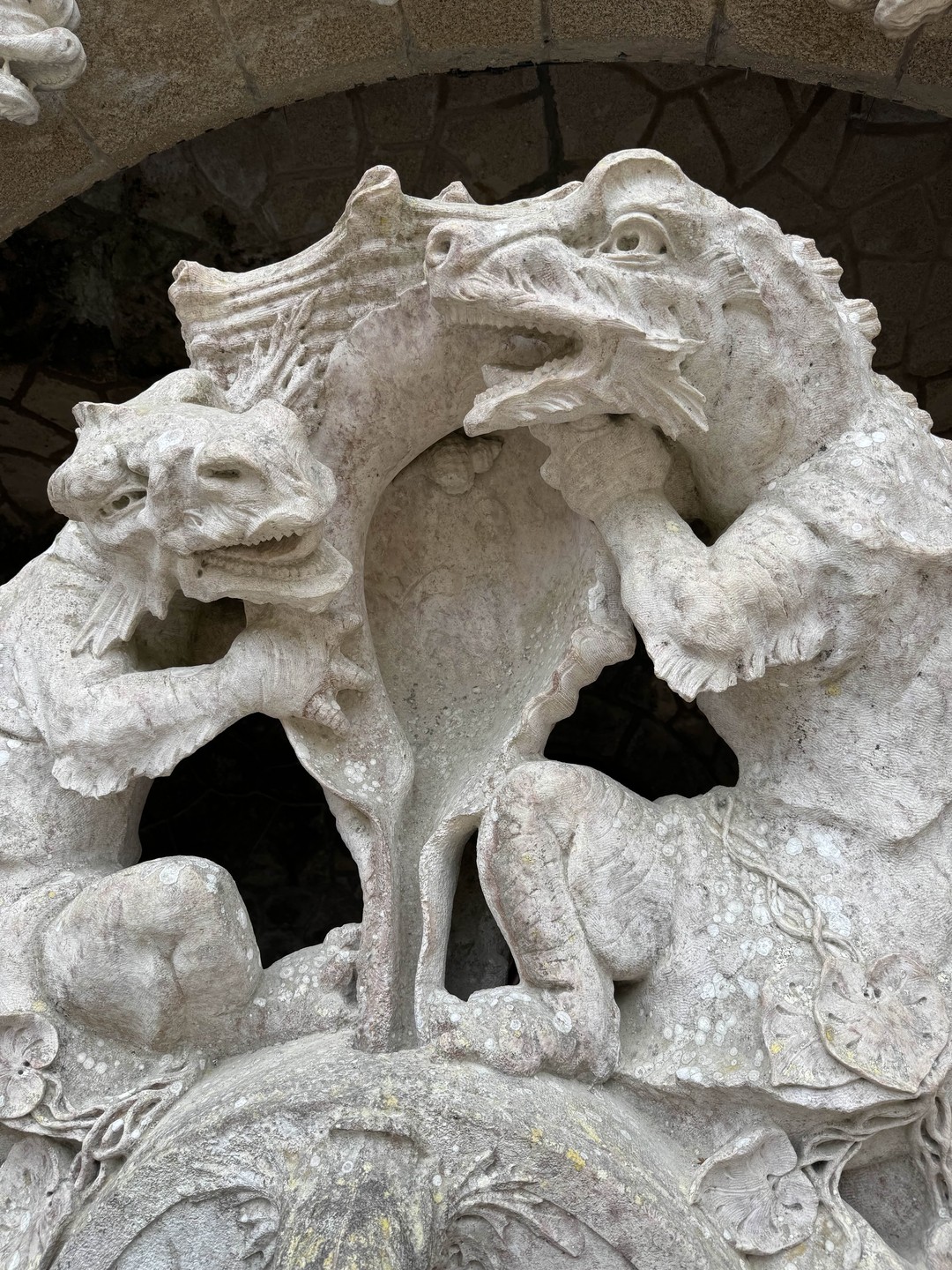 Синтра и мыс Рока с Денисом. Очень красивая и интересная экскурсия. Увлекательное путешествие в мистику,историю и