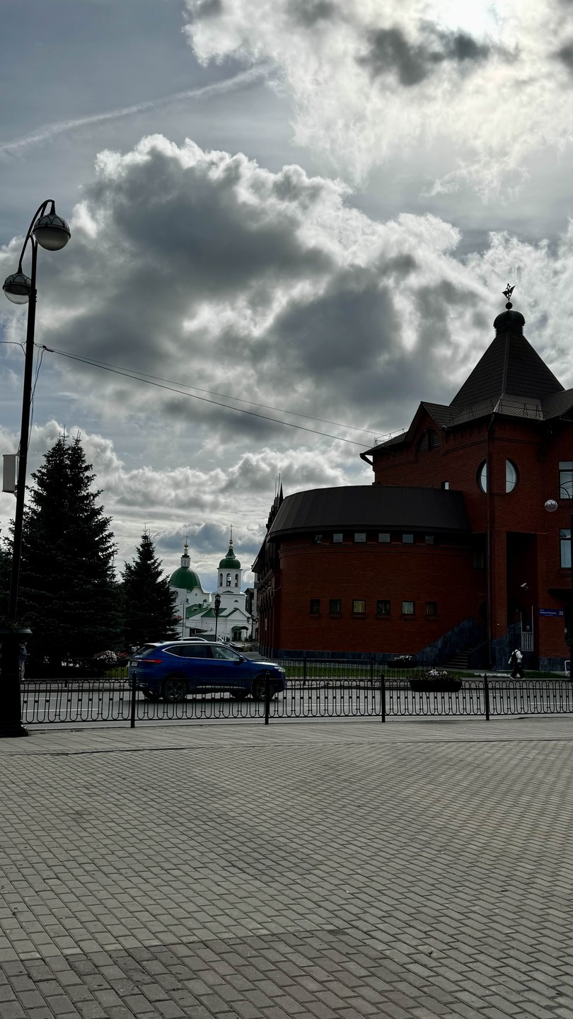 Все прошло хорошо, знания гида на высоте. Только не много долго длился рассказ про декабристов, но
