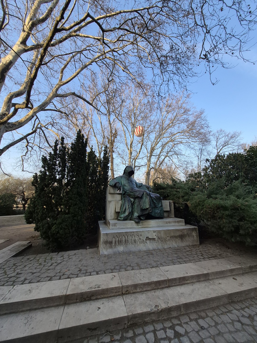 Экскурсия понравилась, Светлана отличный рассказчик, много знает, отвечала на вопросы. Показала интересные места, сориентировала где покушать