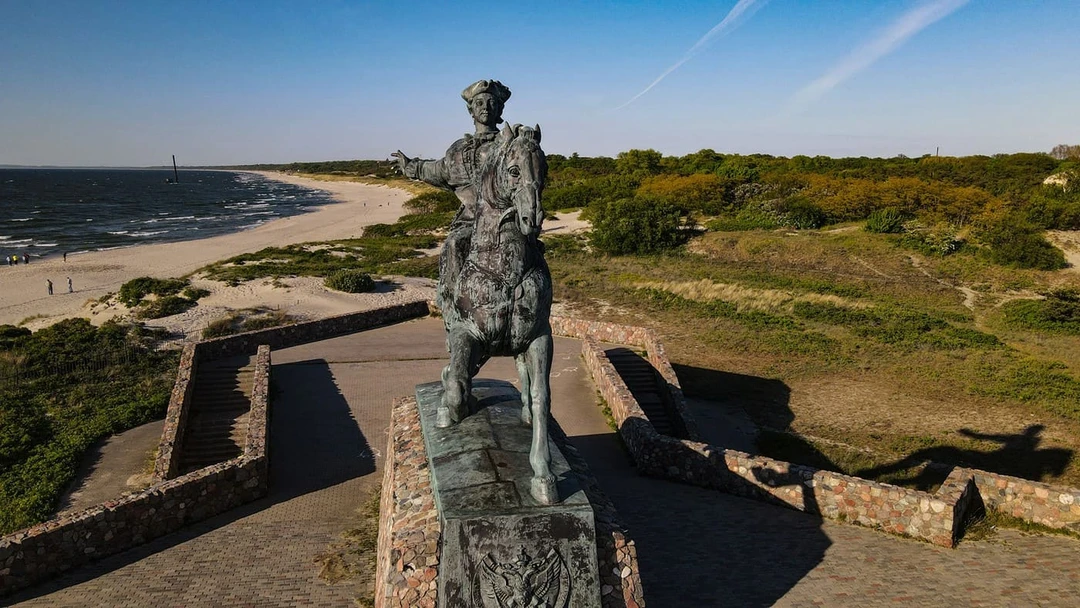 Памятник императрице Елизавете&nbsp;I