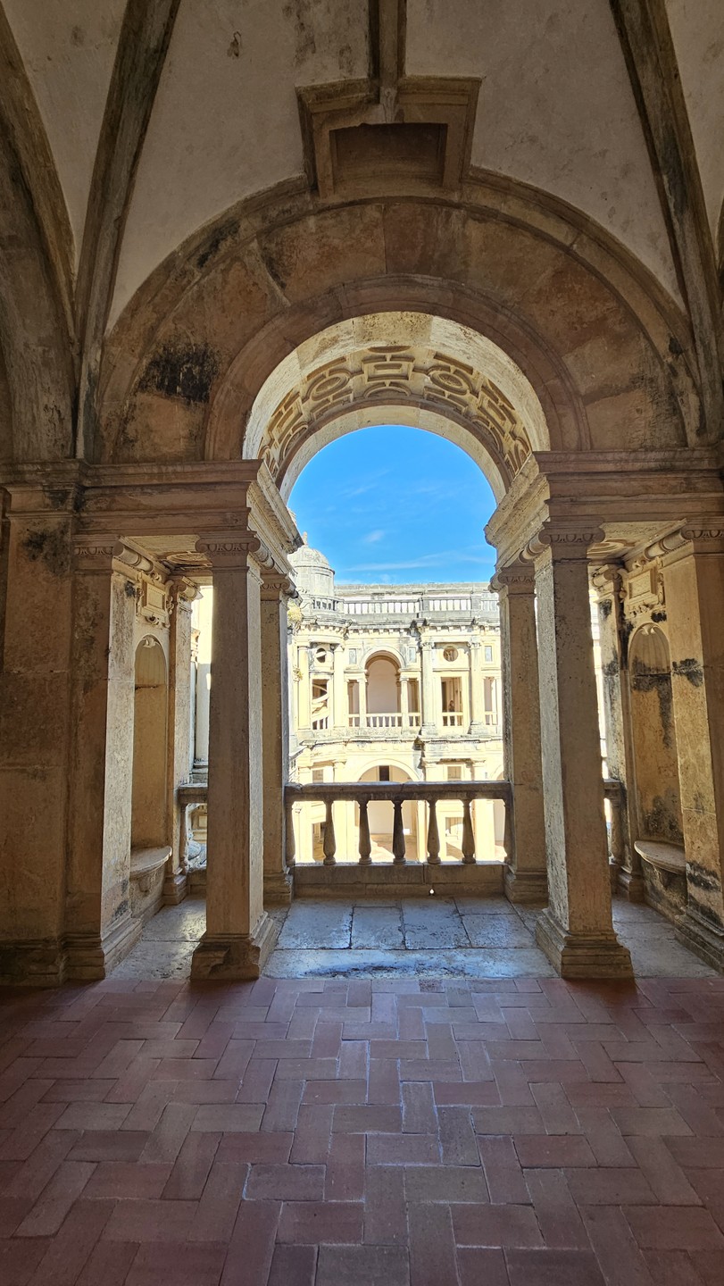 Лучший гид всех времен и народов! Мы с мужем очарованы Юлией, которая провела изумительную экскурссию. Умница